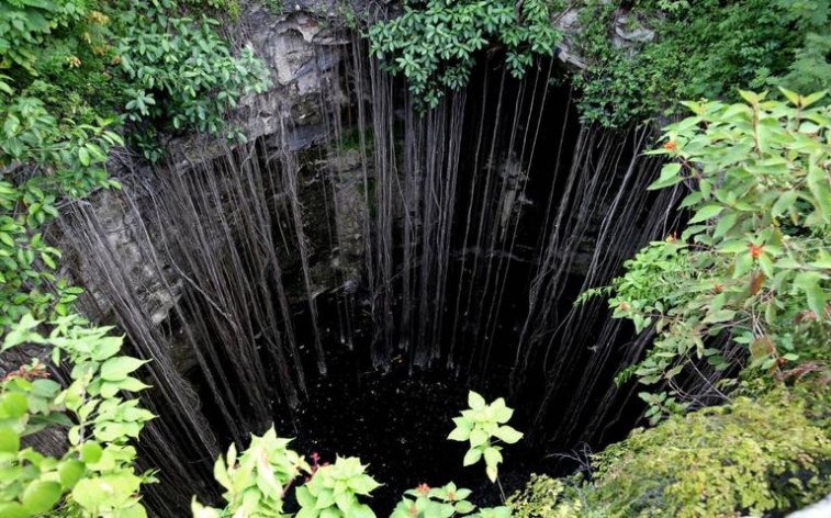 Descubren Cenote Oculto De A Os De Antig Edad Bajo Templo En