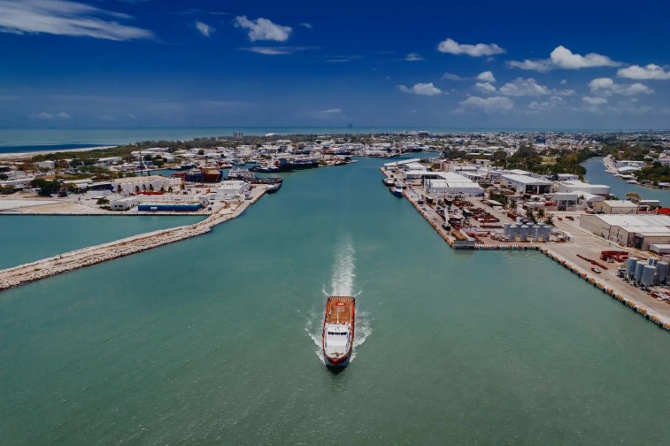Urgente realizar el dragado del canal de acceso al puerto: CCE Carmen