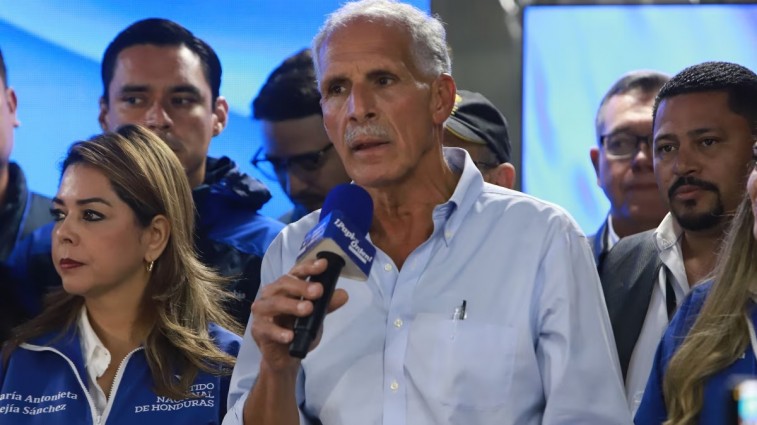 ASCENSO DE ASFURA EN HONDURAS TRAS LLAMADO DE TRUMP