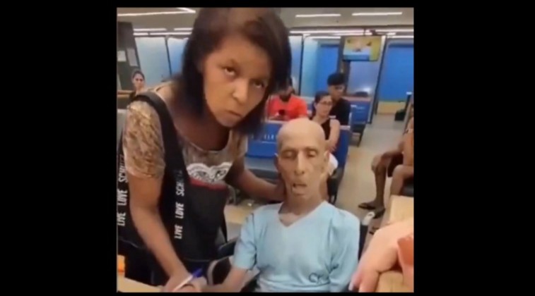 Detienen a mujer que llevó cadáver a un banco de Río de Janeiro para retirar préstamo: Video