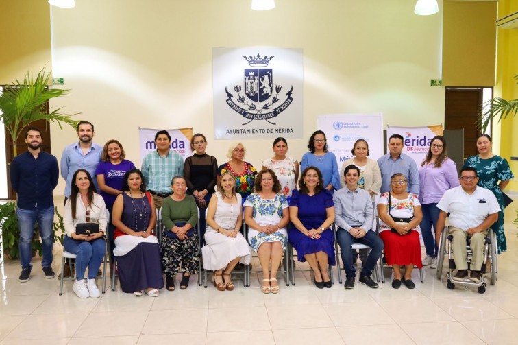 El Ayuntamiento de Mérida atiende y escucha las necesidades de las personas mayores. 