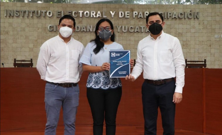El PAN Yucatán entrega al IEPAC su Plataforma Electoral de 2021