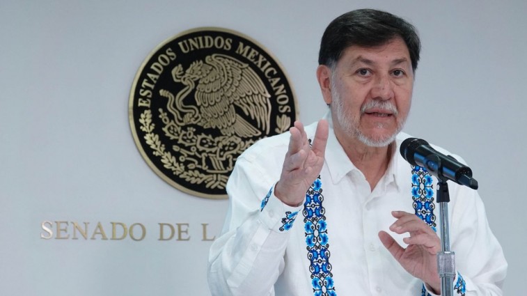 LOS ÚNICOS BIENES DE GERARDO FERNÁNDEZ Noroña: DOS CAMIONETAS VOLVO