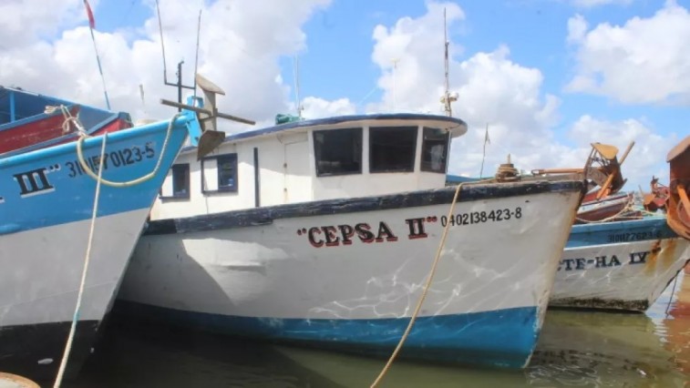 Pescadores de Yucatán se Preparan para Retornar al Mar tras el Huracán Milton