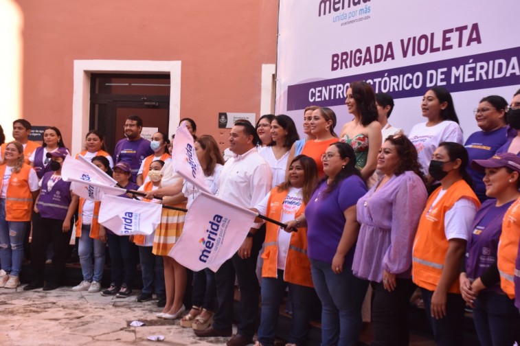 Renán Barrera encabeza banderazo de brigadas violetas